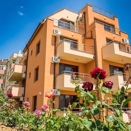 Family Hotel 2*
