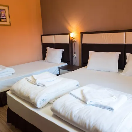 Family 2* Blagoevgrad