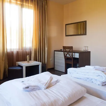Family Hotel 2*