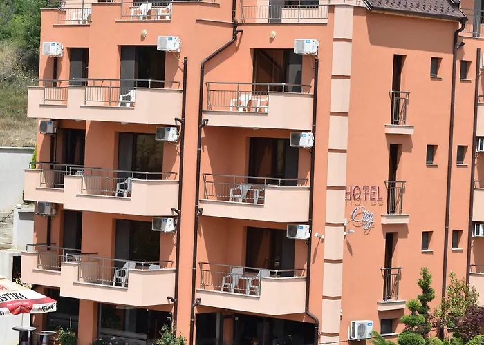 Family 2* بلاغويفغراد